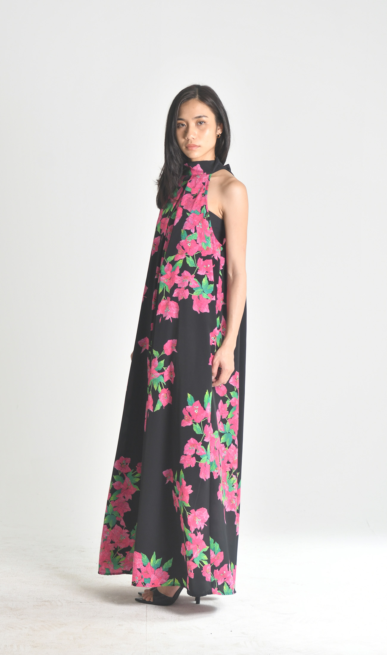 ホルタードレス | Bougainvillea black