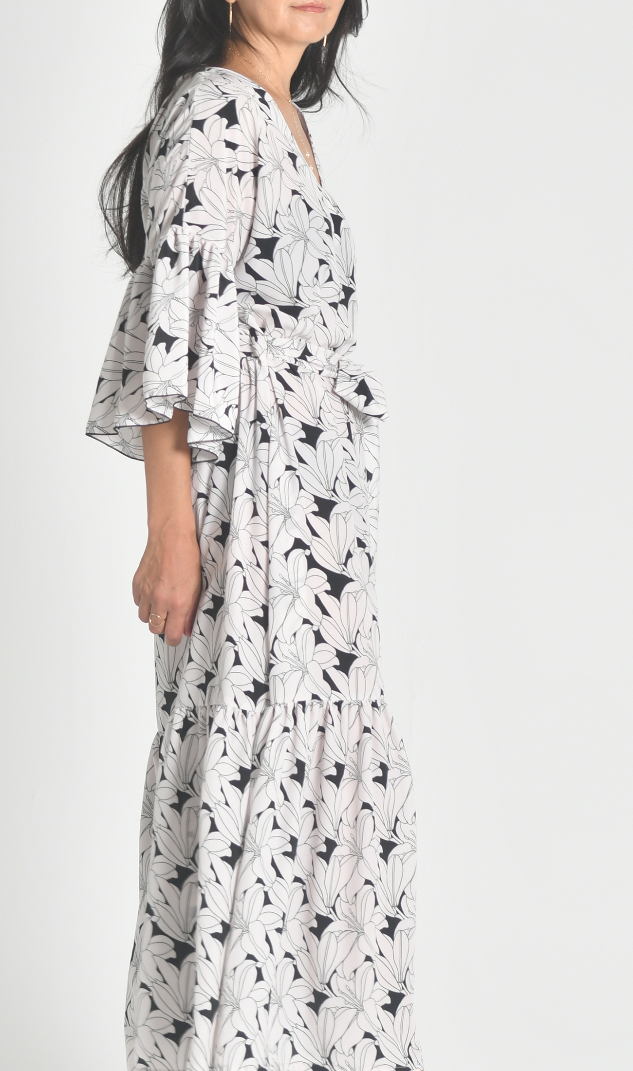 ベルスリーブティアードドレス | Lilly line