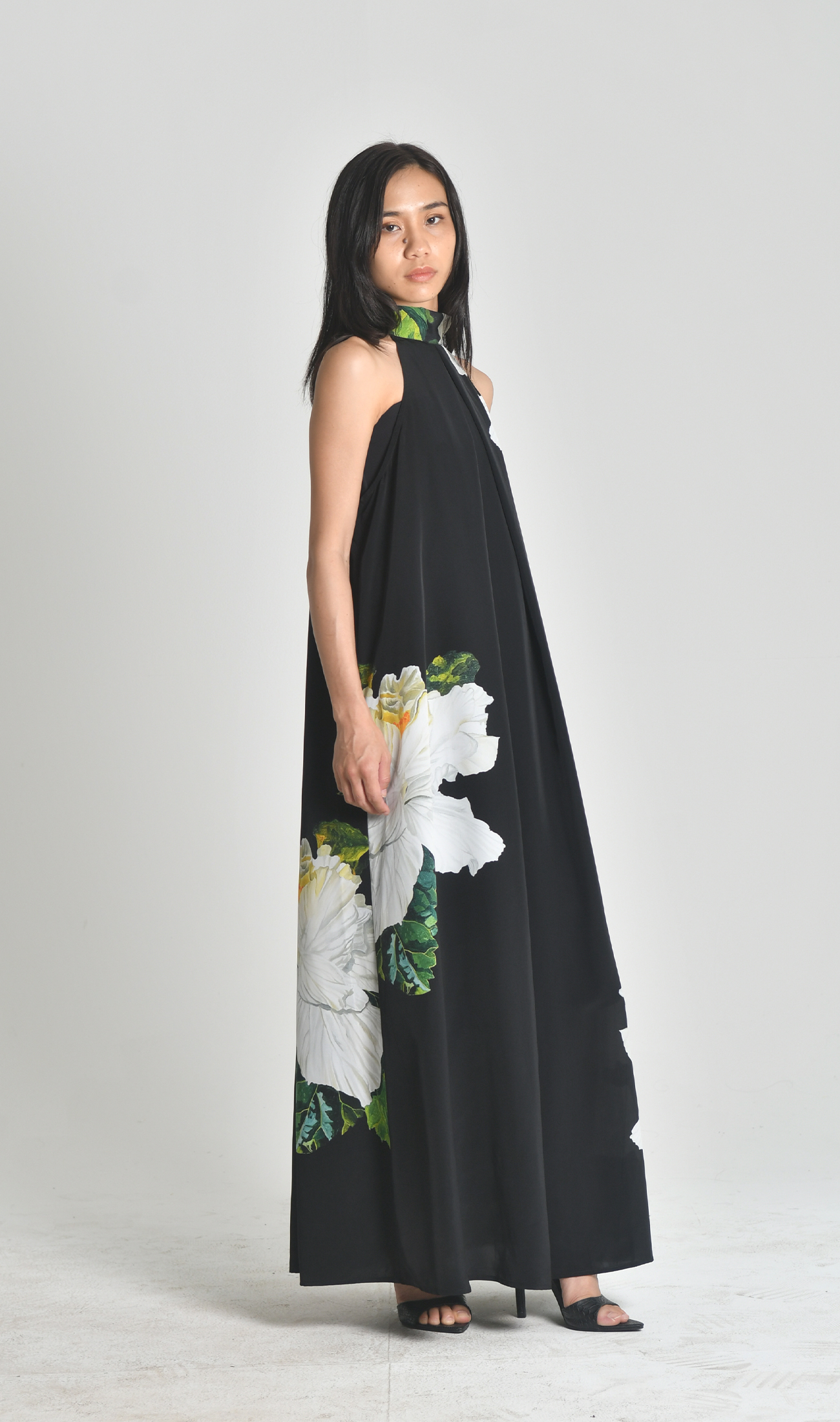 ホルタードレス | Hibis white